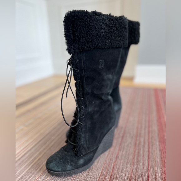 Fendi Suede Winter Boots with Shearling Top - Picture 11 of 13